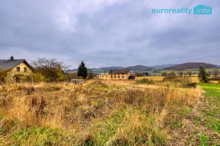 Prodej pozemku pro bydlení, Dolany - Svrčovec, 882 m2