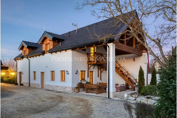 Prodej činžovního domu, Lipí, 197 m2