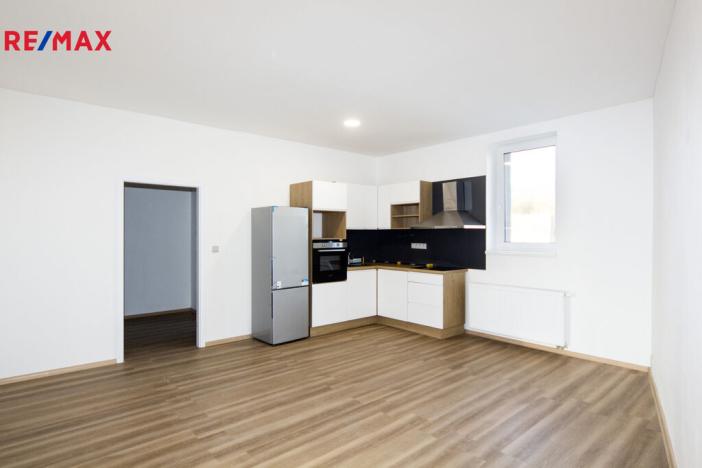 Prodej činžovního domu, Ústí nad Labem - Předlice, náměstí Prokopa Velikého, 576 m2