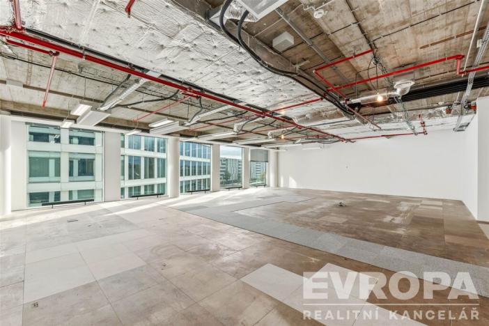 Pronájem kanceláře, Praha - Holešovice, Plynární, 670 m2