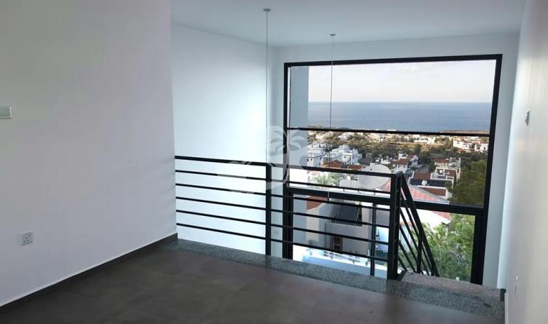 Prodej bytu 1+1, Agios Amvrosios Keryneias, Kypr, 67 m2