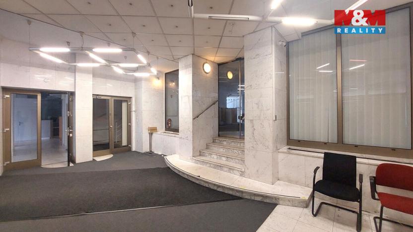 Pronájem obchodního prostoru, Ústí nad Orlicí, T. G. Masaryka, 35 m2