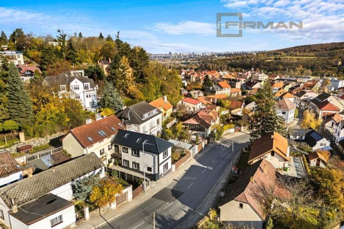 Prodej atypického bytu, Praha - Zbraslav, Elišky Přemyslovny, 110 m2