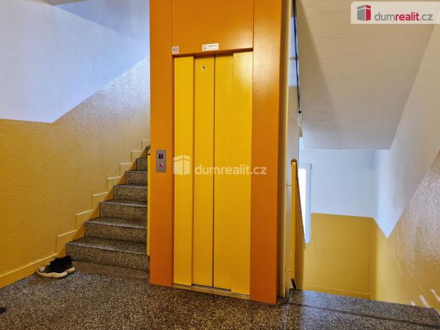 Pronájem bytu 3+1, České Budějovice - České Budějovice 2, Lhenická, 52 m2