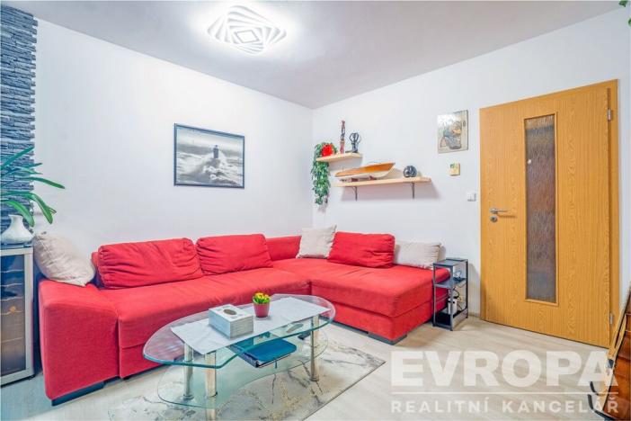 Prodej bytu 3+kk, Hradec Králové - Třebeš, Ve Stromovce, 74 m2