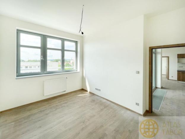 Pronájem bytu 3+kk, Tábor, Kpt. Jaroše, 73 m2