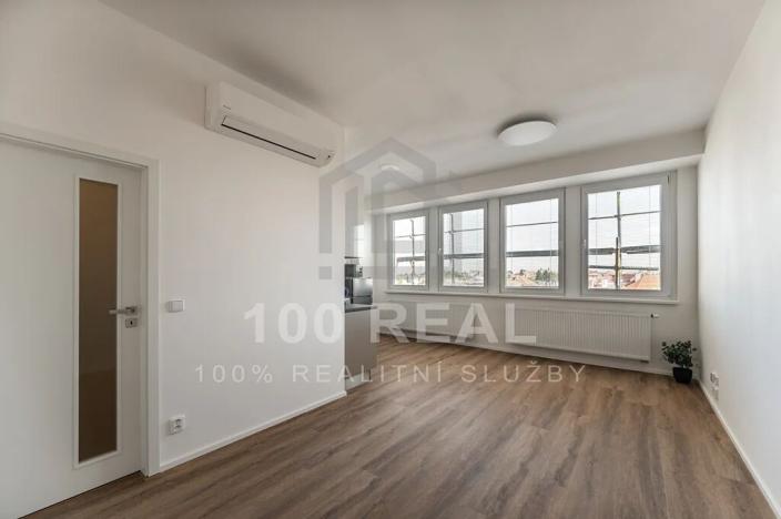 Pronájem bytu 1+kk, Hradec Králové, Průmyslová, 40 m2