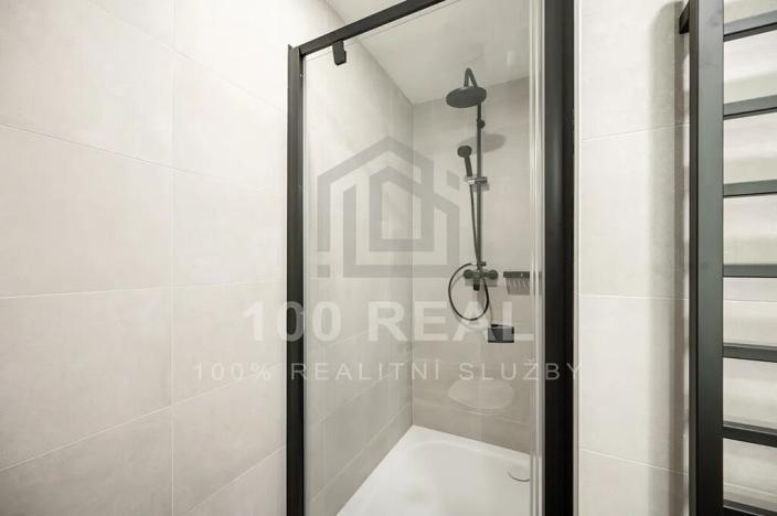 Pronájem bytu 1+kk, Hradec Králové, Průmyslová, 40 m2