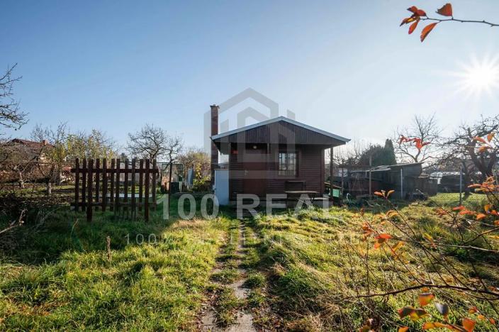 Pronájem chaty, Hradec Králové, Červený Dvůr, 25 m2