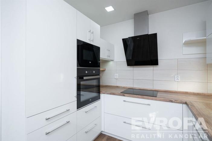 Prodej rodinného domu, Hostinné, V. Nováka, 91 m2