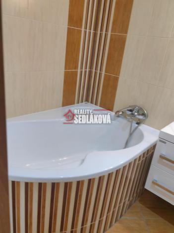 Pronájem bytu 3+1, Děčín - Děčín XXVII-Březiny, Kosmonautů, 82 m2