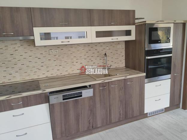 Pronájem bytu 3+1, Děčín - Děčín XXVII-Březiny, Kosmonautů, 82 m2