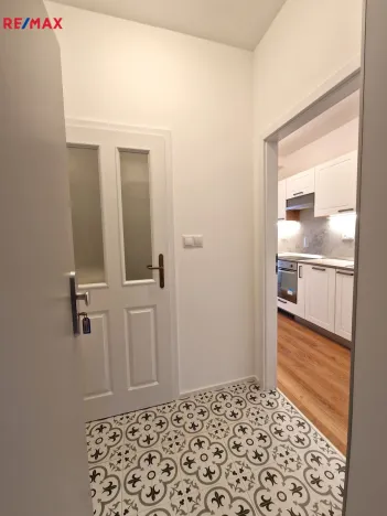 Pronájem bytu 1+1, Praha - Břevnov, Radimova, 28 m2