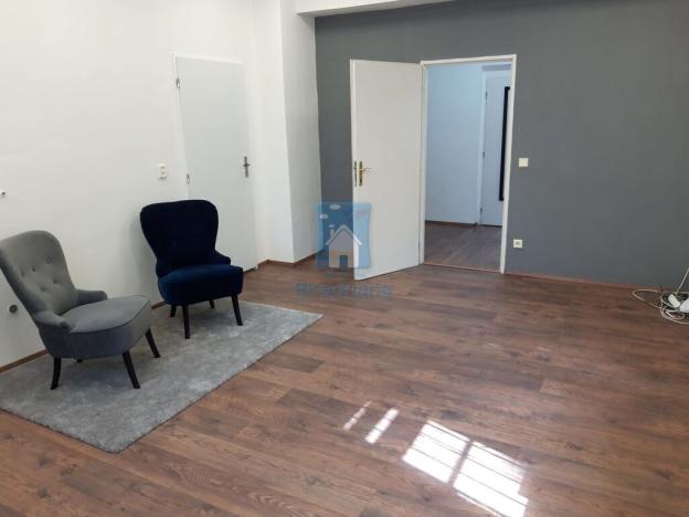 Pronájem kanceláře, Praha, Bohuslava ze Švamberka, 70 m2