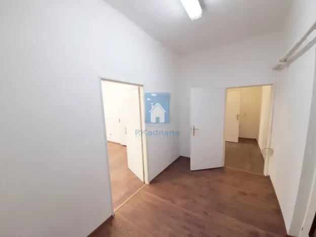 Pronájem kanceláře, Praha, Bohuslava ze Švamberka, 70 m2