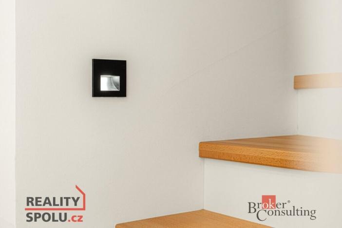 Prodej bytu 5+kk, Milovice - Mladá, Tyršova, 160 m2