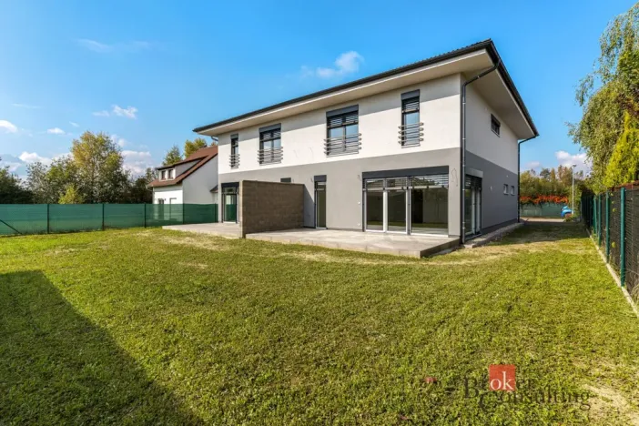 Prodej bytu 5+kk, Milovice - Mladá, Tyršova, 160 m2