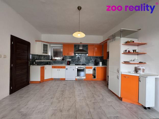 Pronájem bytu 3+kk, Žatec, Husitské náměstí, 100 m2