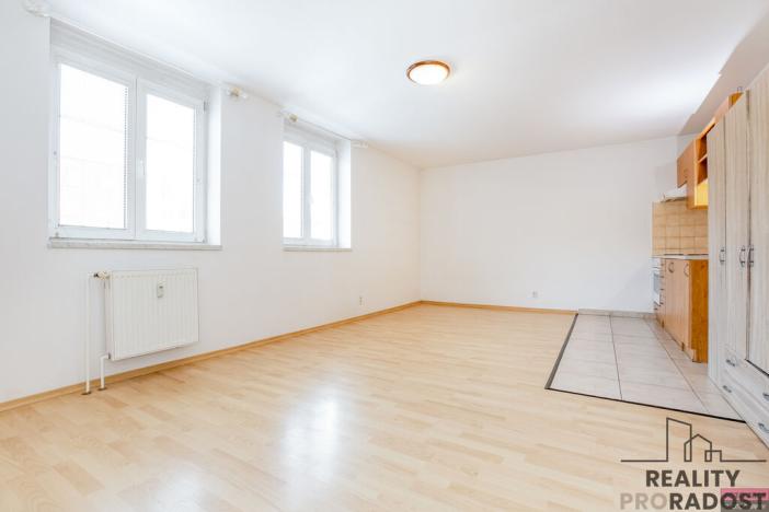 Pronájem bytu 1+kk, Protivín, Masarykovo nám., 23 m2