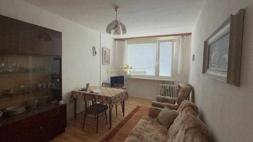 Pronájem bytu 1+kk, Praha - Černý Most, Ronešova, 34 m2