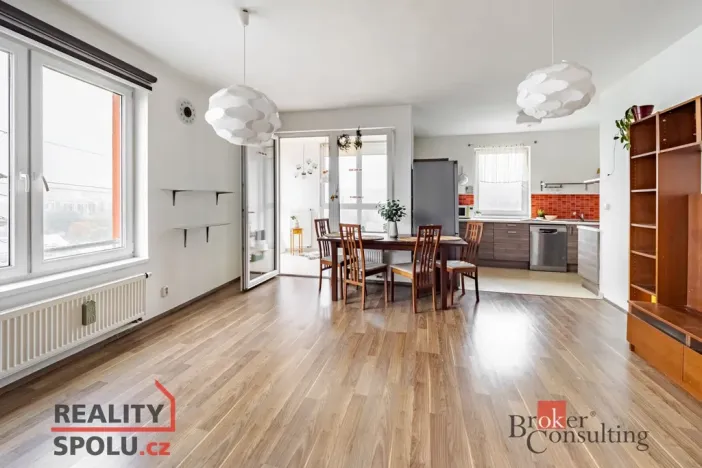 Prodej bytu 3+kk, Praha - Hloubětín, Nademlejnská, 86 m2