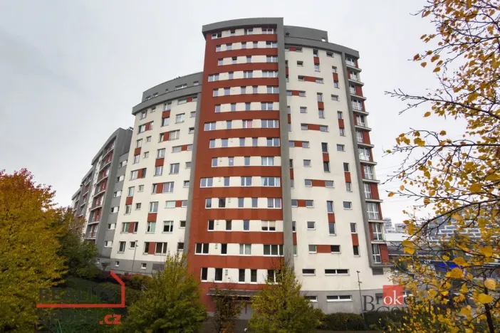 Prodej bytu 3+kk, Praha - Hloubětín, Nademlejnská, 86 m2