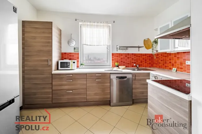 Prodej bytu 3+kk, Praha - Hloubětín, Nademlejnská, 86 m2