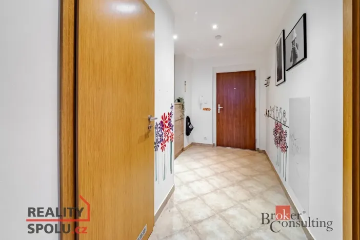 Prodej bytu 3+kk, Praha - Hloubětín, Nademlejnská, 86 m2