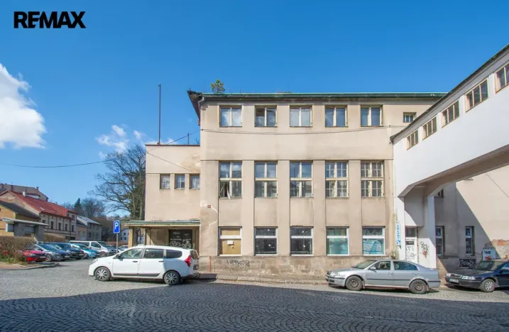 Prodej výrobních prostor, Úpice, Dr. Teuchmanna, 1817 m2