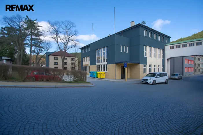 Prodej výrobních prostor, Úpice, Dr. Teuchmanna, 1817 m2