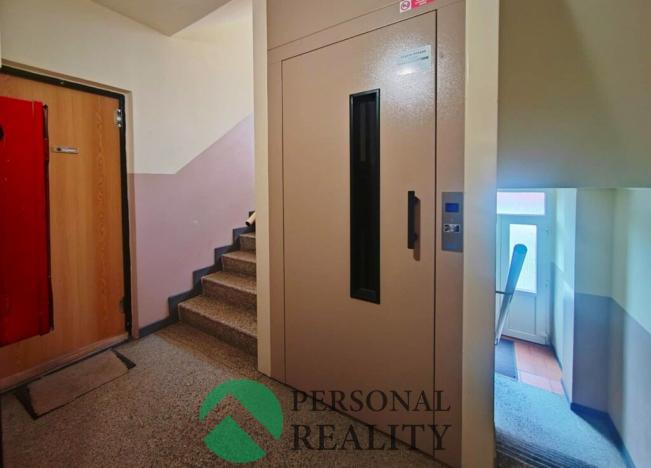 Pronájem bytu 1+1, Sokolov, Švabinského, 36 m2