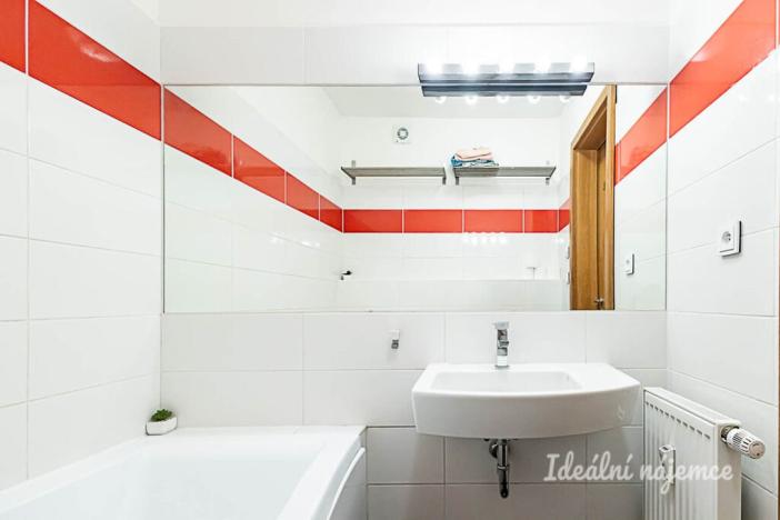 Pronájem bytu 4+kk, Praha - Vysočany, Na vysočanských vinicích, 118 m2