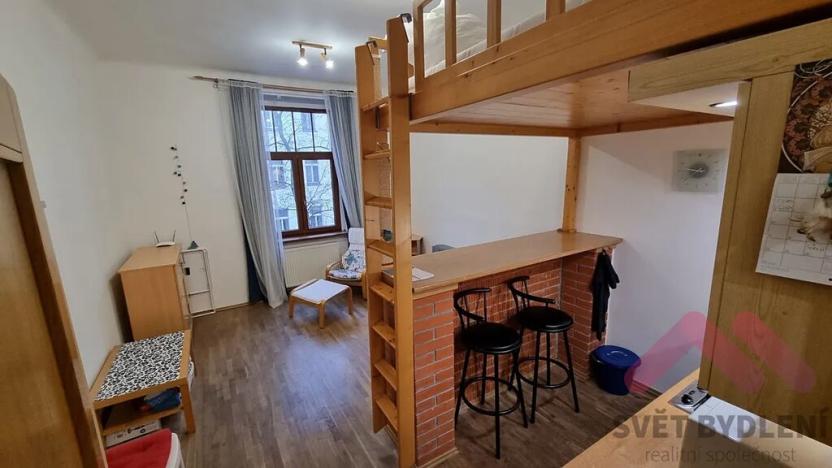 Pronájem bytu 1+kk, Praha - Žižkov, Jagellonská, 34 m2