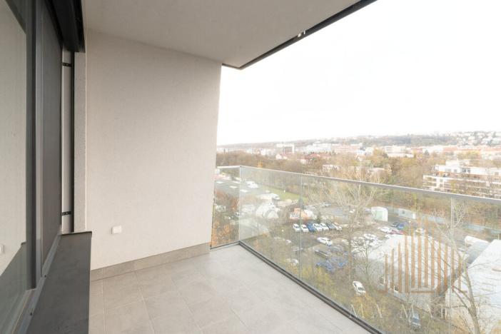 Pronájem bytu 2+kk, Praha - Vysočany, Pod Harfou, 61 m2