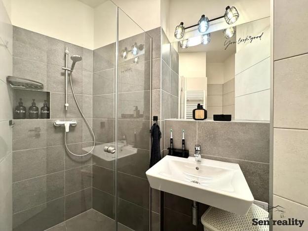 Pronájem bytu 2+kk, Kolín, Zengrova, 37 m2