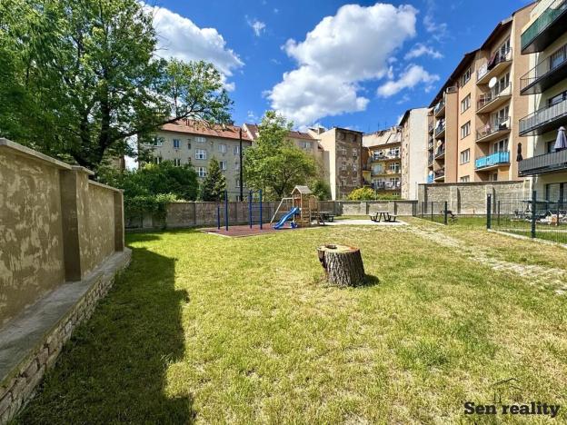 Pronájem bytu 2+kk, Kolín, Zengrova, 37 m2