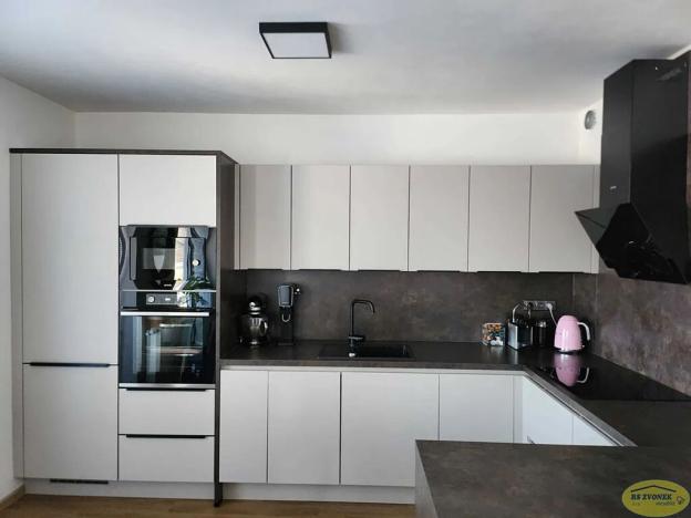 Pronájem bytu 2+kk, Kroměříž, Purkyňova, 59 m2