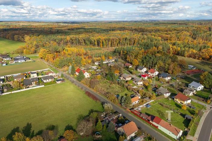 Prodej pozemku pro bydlení, Labské Chrčice, 800 m2