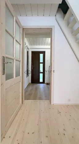 Prodej chaty, Strážkovice, 190 m2