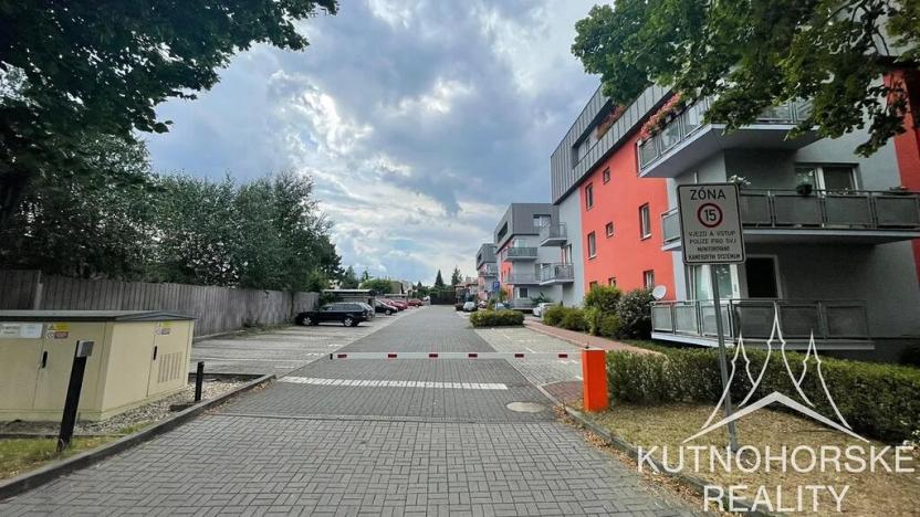 Pronájem garážového stání, Kutná Hora, Tyršova, 12 m2