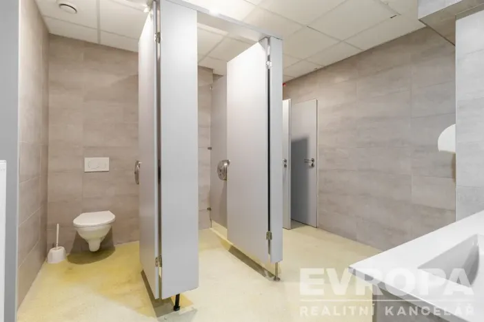 Prodej komerční nemovitosti, Havlíčkův Brod, V Rámech, 1081 m2