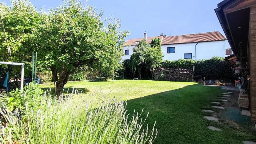 Prodej podílu rodinného domu, Praha, Hornoměcholupská, 240 m2