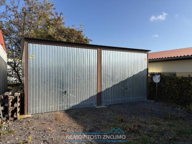 Pronájem garáže, Znojmo, Dobšická, 36 m2