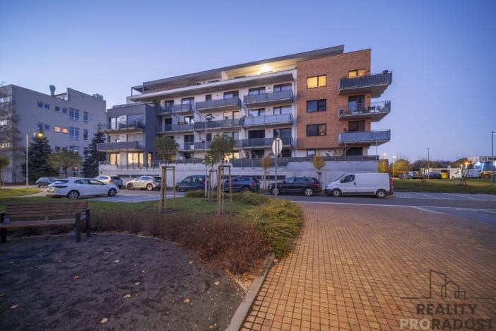 Prodej bytu 3+kk, Hradec Králové, Antonína Petrofa, 103 m2