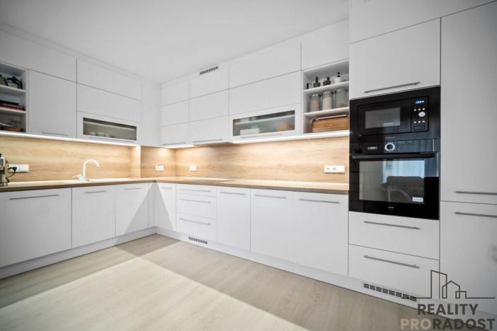 Prodej bytu 3+kk, Hradec Králové, Antonína Petrofa, 103 m2