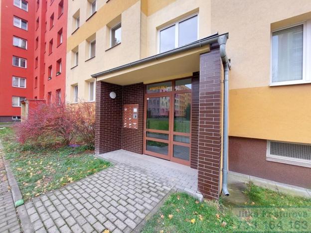 Pronájem bytu 2+1, Krnov - Pod Bezručovým vrchem, Budovatelů, 53 m2