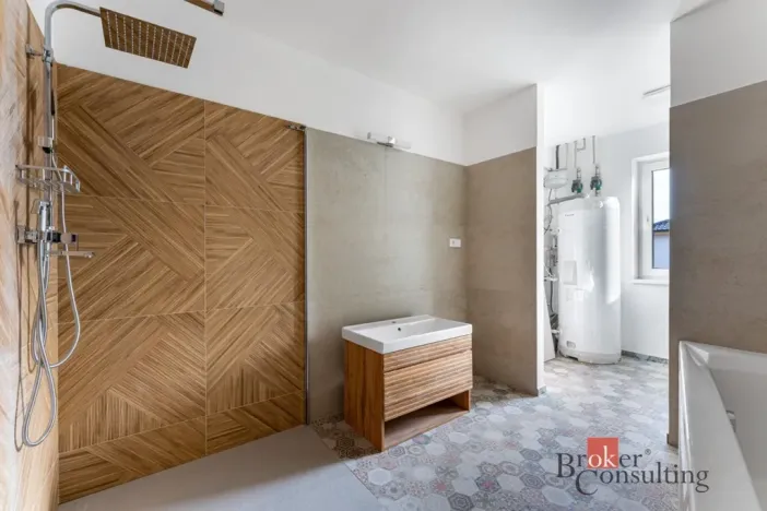 Prodej rodinného domu, Lahošť, Švermova, 132 m2