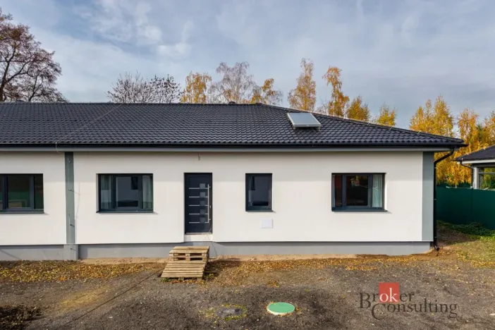 Prodej rodinného domu, Lahošť, Švermova, 132 m2