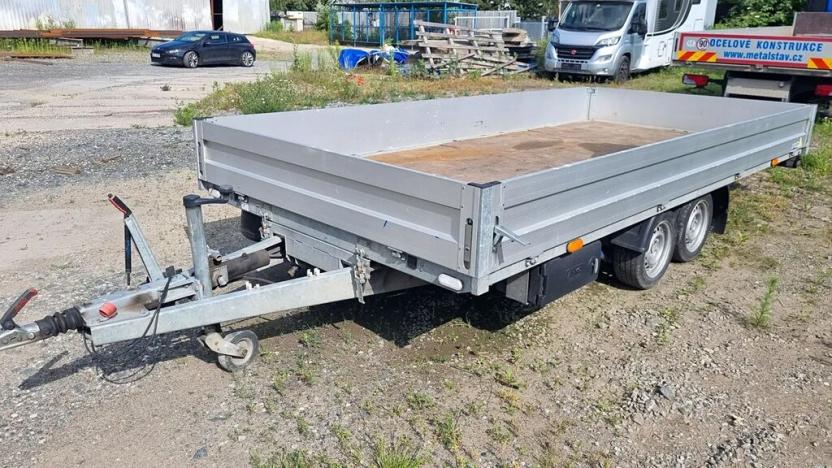 Prodej výrobních prostor, Kolín, K Dílnám, 1529 m2