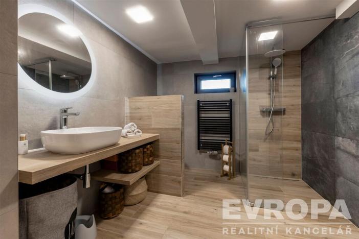 Prodej rodinného domu, Trhová Kamenice, 197 m2